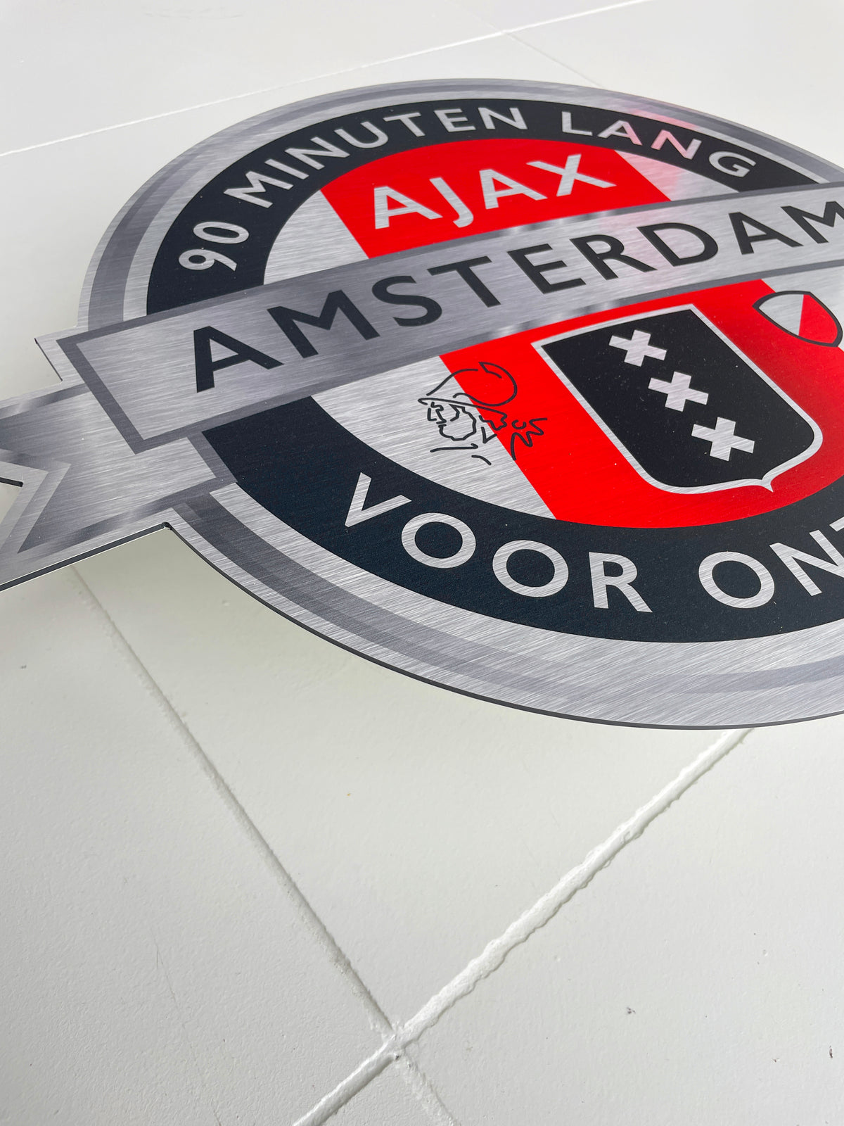 Reclamebord Embleem Ajax 90 minuten lang (zwart) aluminium