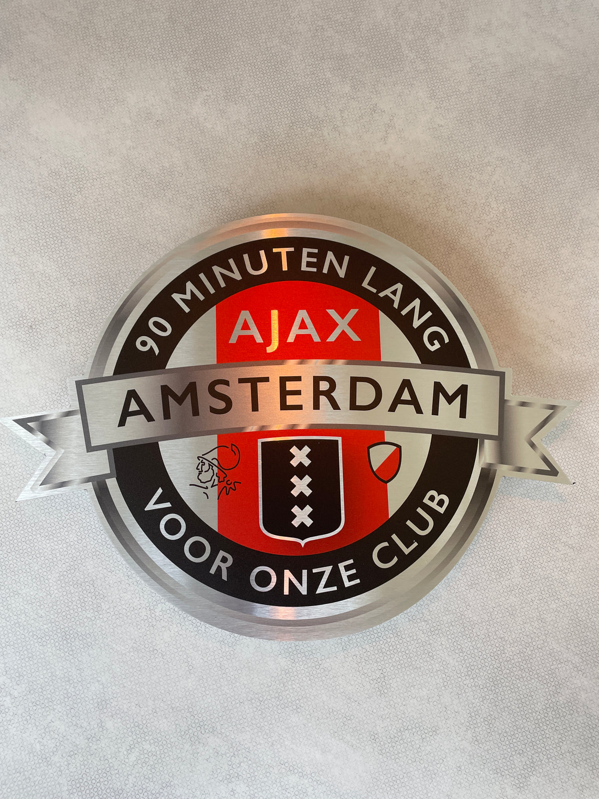 Reclamebord Embleem Ajax 90 minuten lang (zwart) aluminium