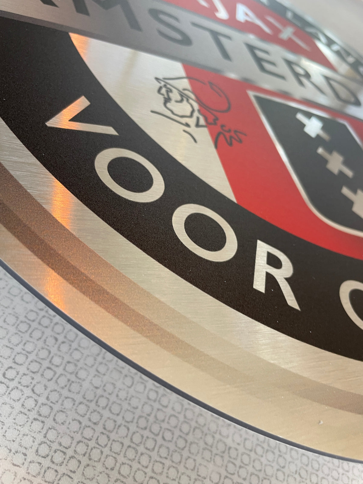 Reclamebord Embleem Ajax 90 minuten lang (zwart) aluminium
