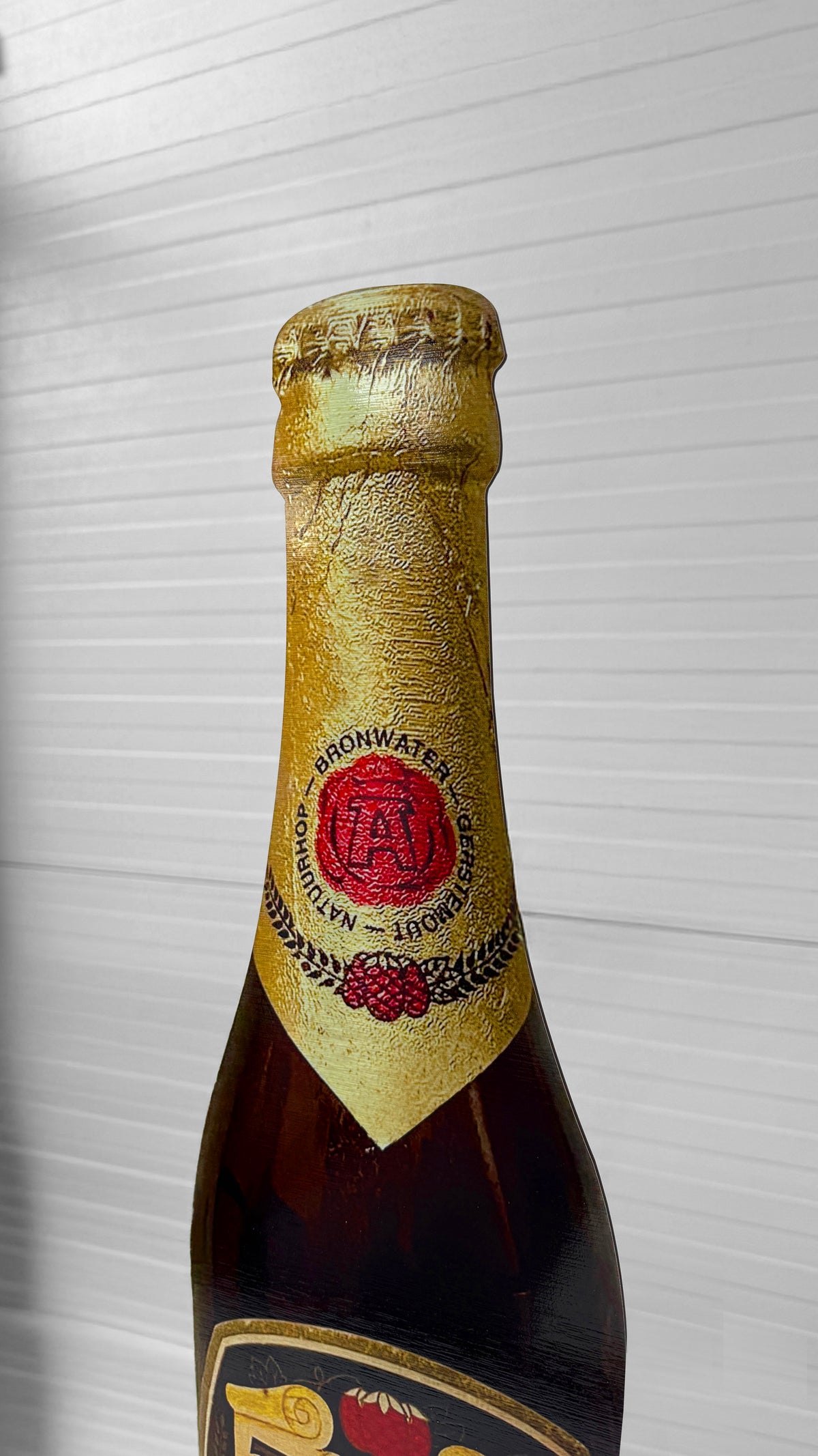 Reclamebord fles Alfa edel pils in vorm bierfles groot, 20x70cm