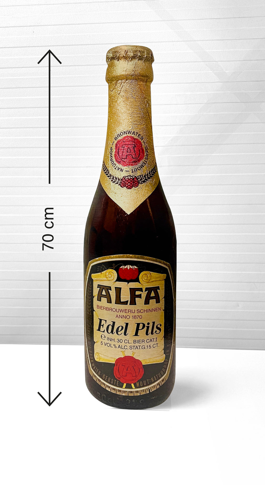 Reclamebord fles Alfa edel pils in vorm bierfles groot, 20x70cm