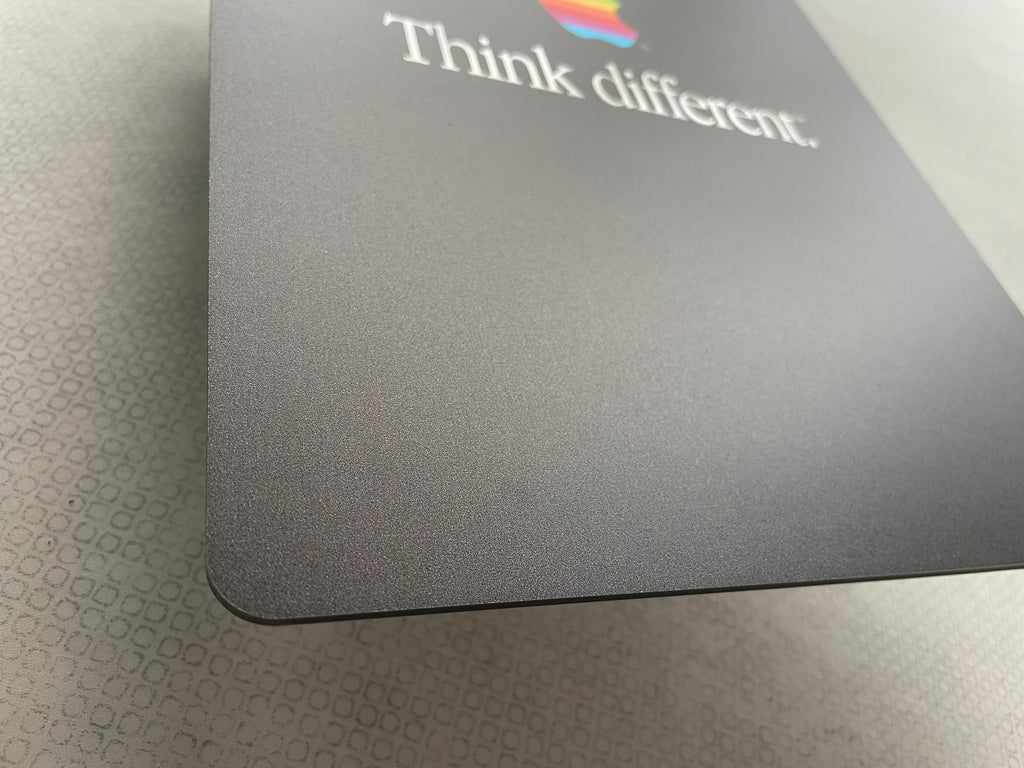 Reclamebord Apple logo Think Different, 30x21cm aluminium