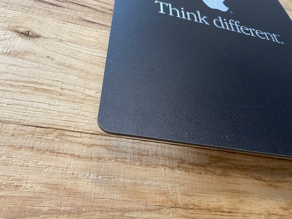 Reclamebord Apple logo Think Different, 30x21cm aluminium