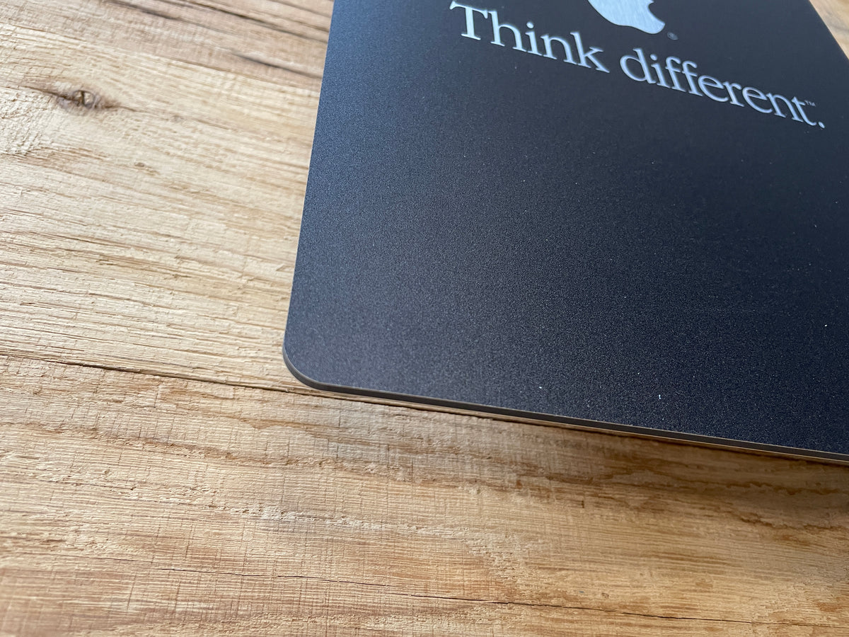 Reclamebord Apple logo Think Different, 30x21cm aluminium