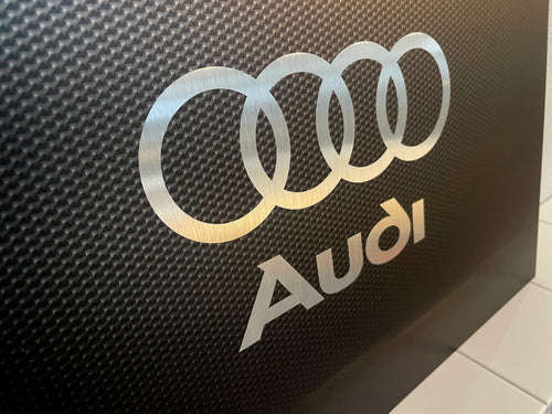 Reclamebord Audi logo, aluminium, carbonlook, 57x40cm