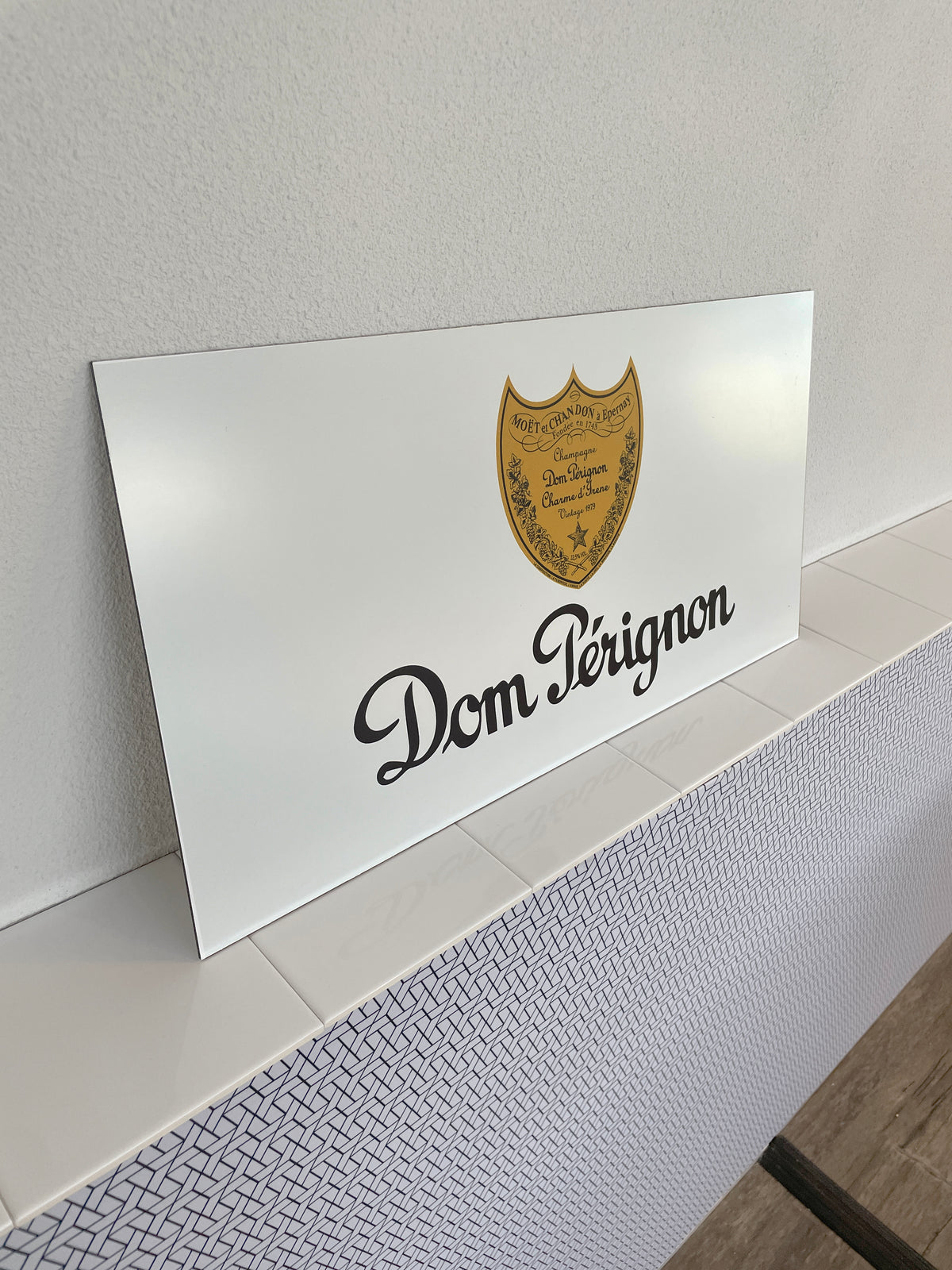 Reclamebord Dom Pérignon Champagne, aluminium, afm 59x29 cm