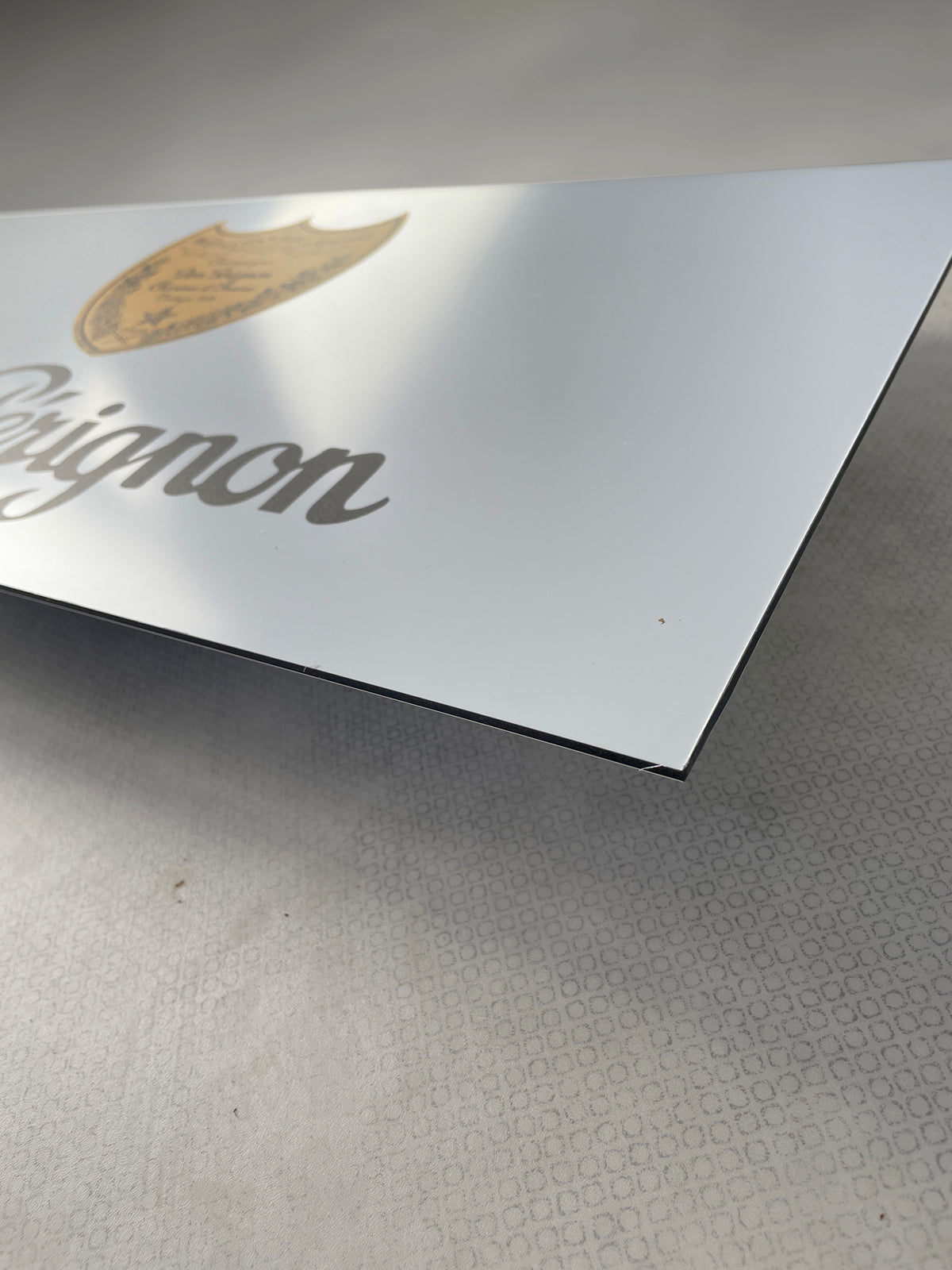 Reclamebord Dom Pérignon Champagne, aluminium, afm 59x29 cm