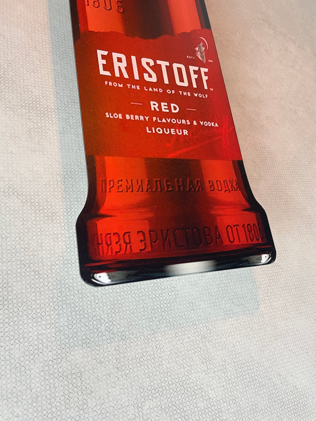 Reclamebord Eristoff Red vodka fles groot, 70cm, aluminium