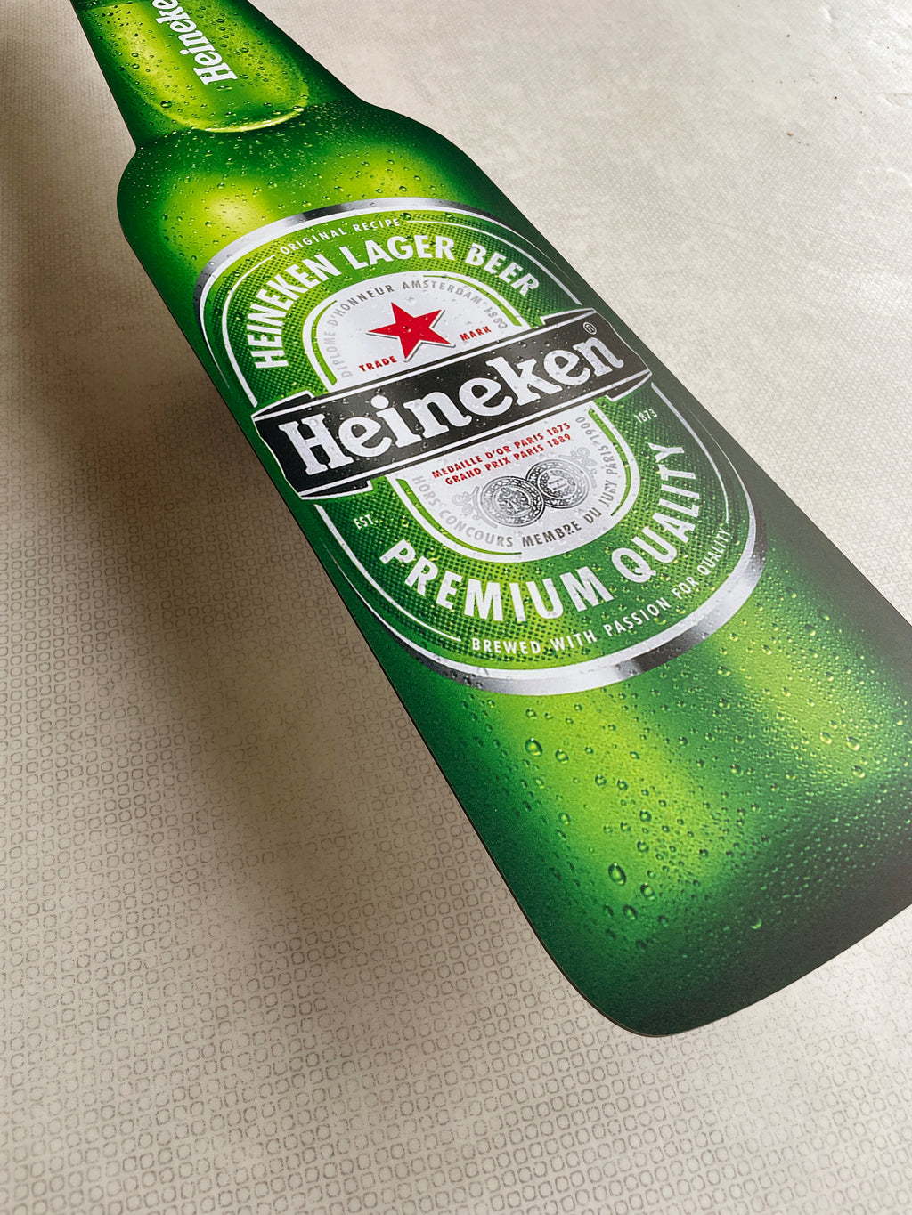 Reclamebord fles Heineken in vorm bierfles groot, 20x70cm