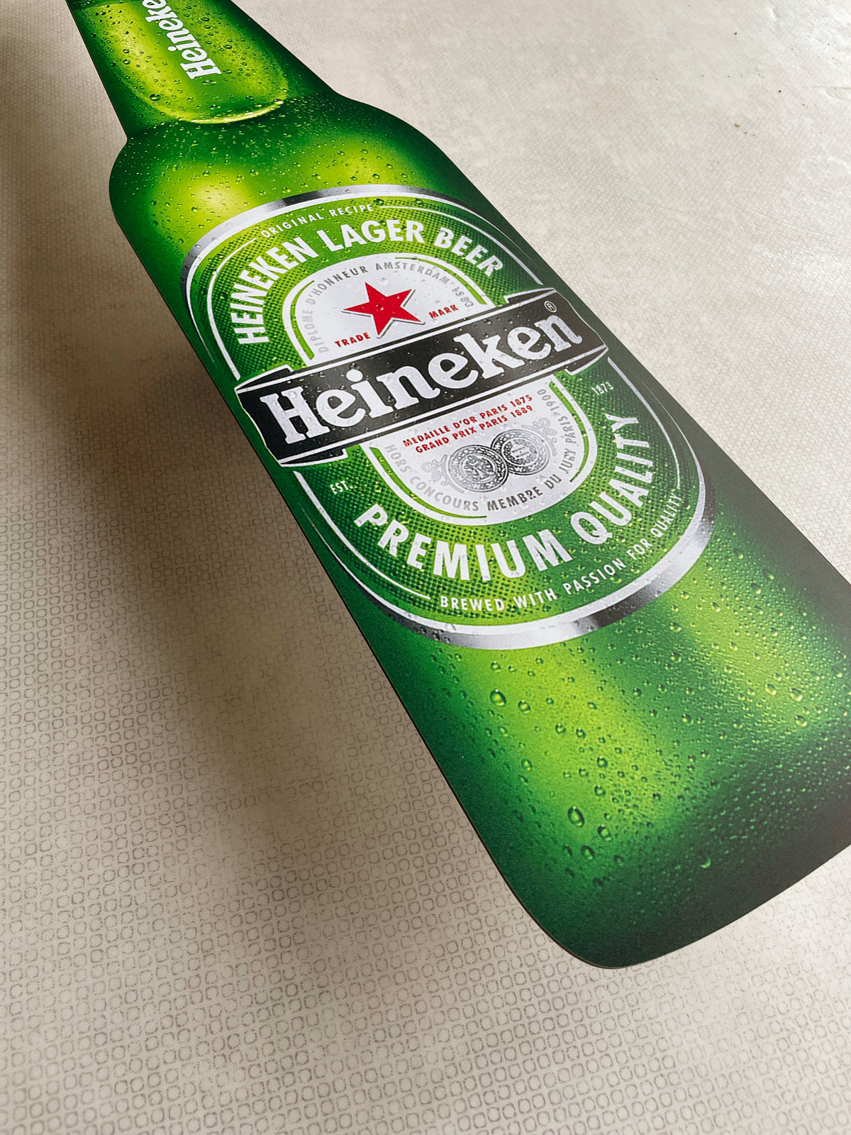 Reclamebord fles Heineken in vorm bierfles groot, 20x70cm