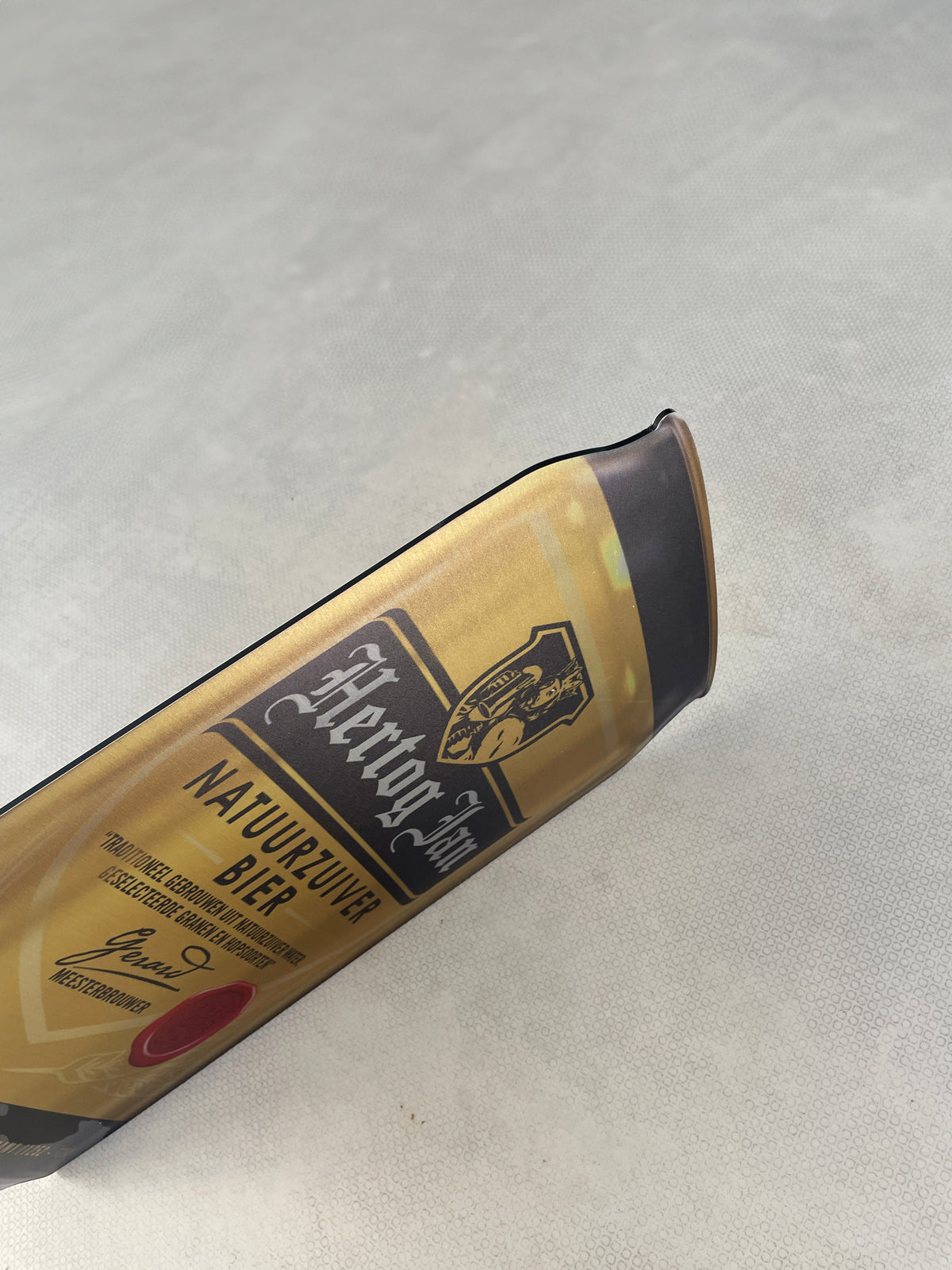 Reclamebord Hertog Jan bier in vorm groot bierblik, 25x46cm