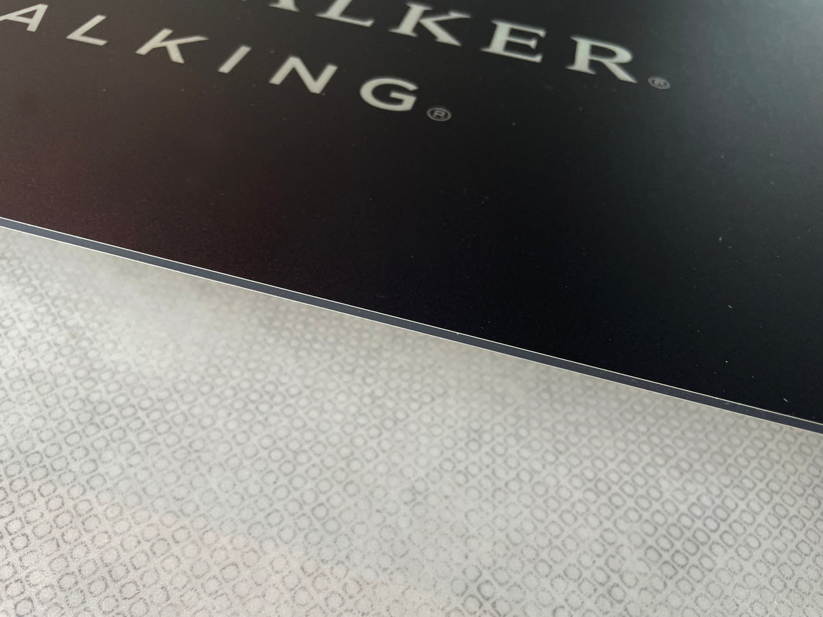 Reclamebord Johnnie Walker logo whisky / whiskey 40x57cm