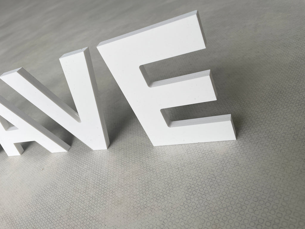 Mancave letters, losse letters voor aan de muur, 100x14cm