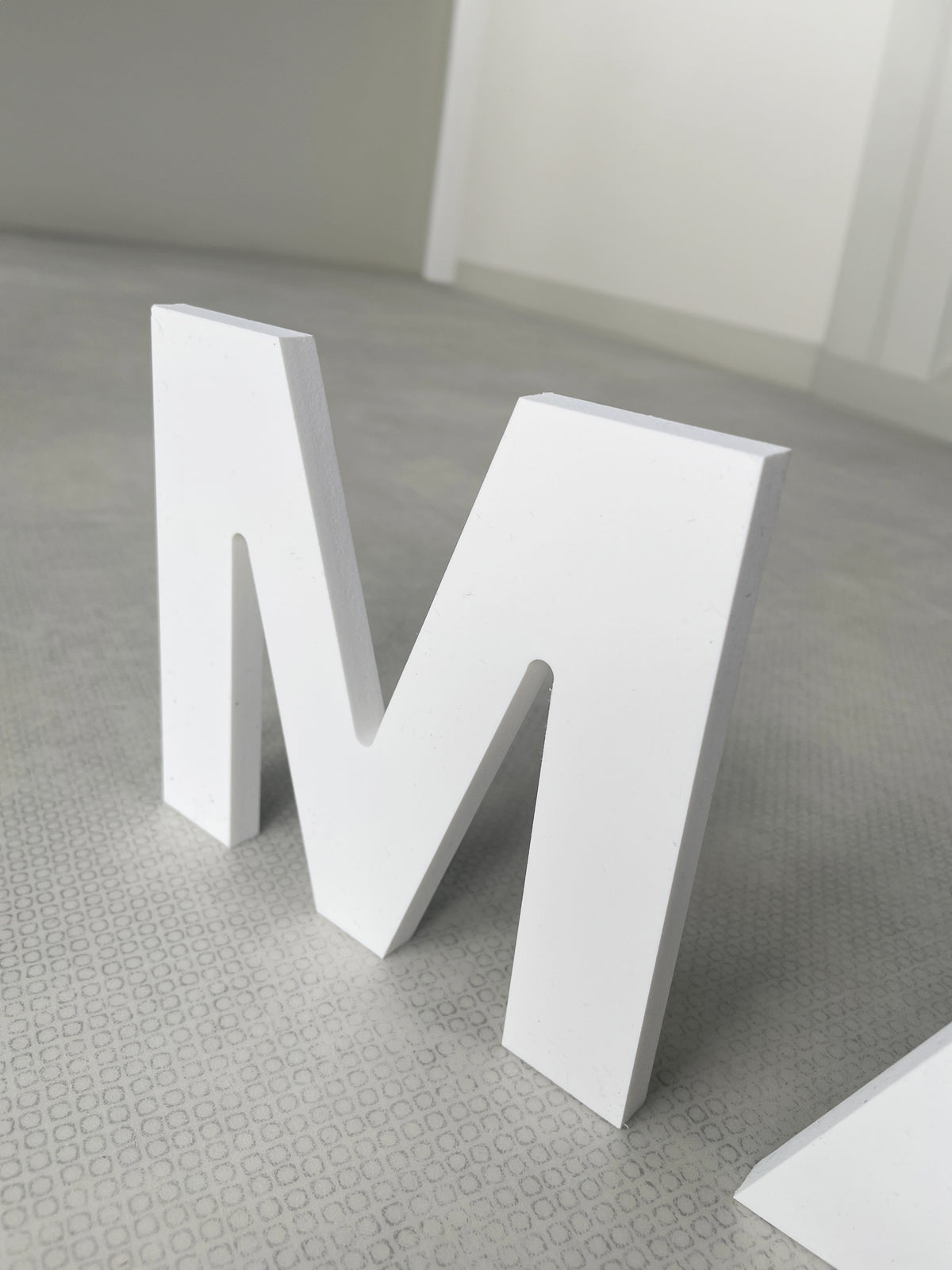 Mancave letters, losse letters voor aan de muur, 100x14cm