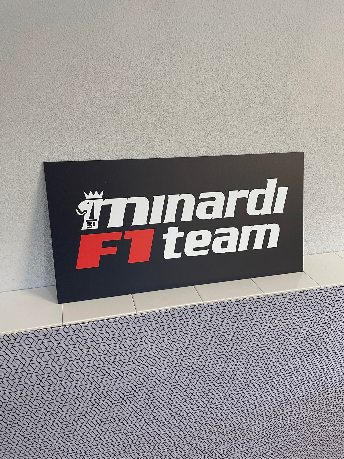 Reclamebord Minardi F1 formule, logo, aluminium, 60x30 cm