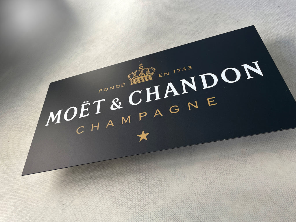 Reclamebord Moët & Chandon Champagne logo, aluminium, 59x29 cm