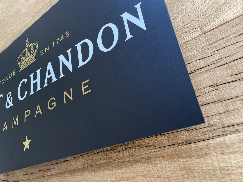 Reclamebord Moët & Chandon Champagne logo, aluminium, 59x29 cm