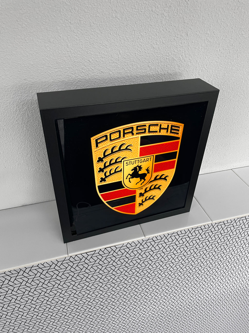 Lichtbak Porsche logo embleem reclamebord, 50X50cm, verlicht