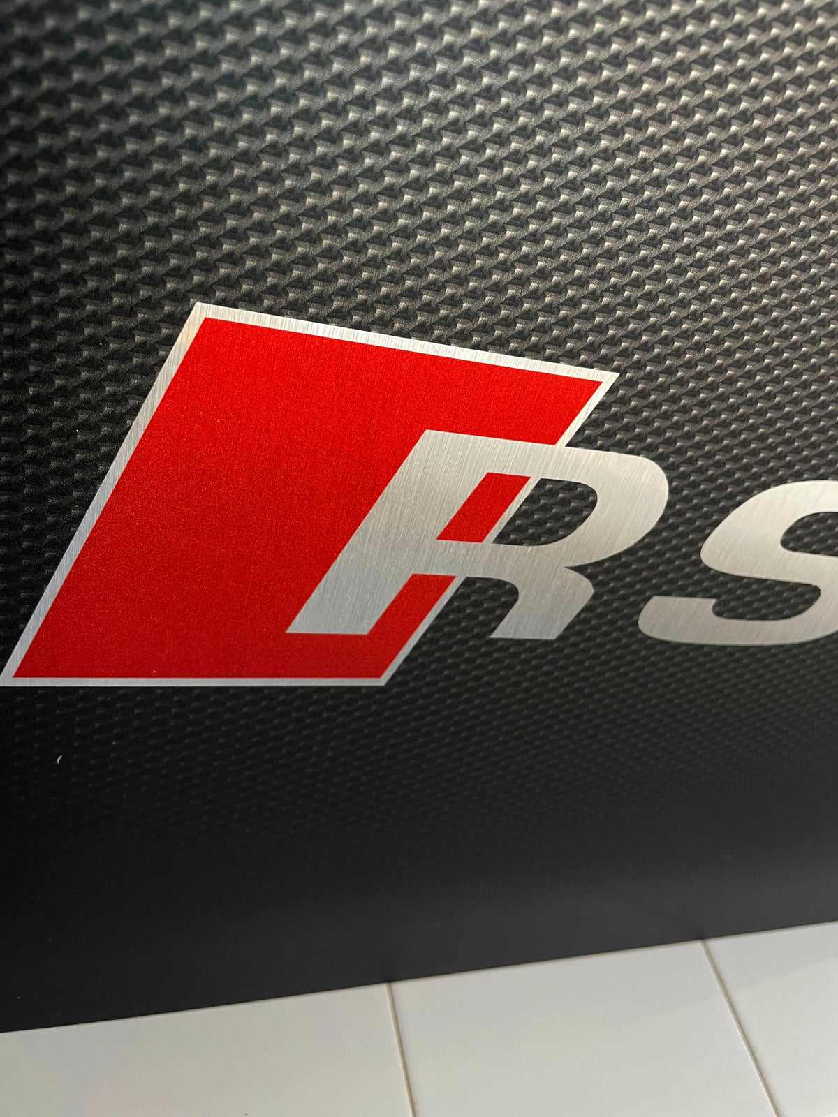 Reclamebord Audi RS4 logo embleem, groot 40x57cm aluminium