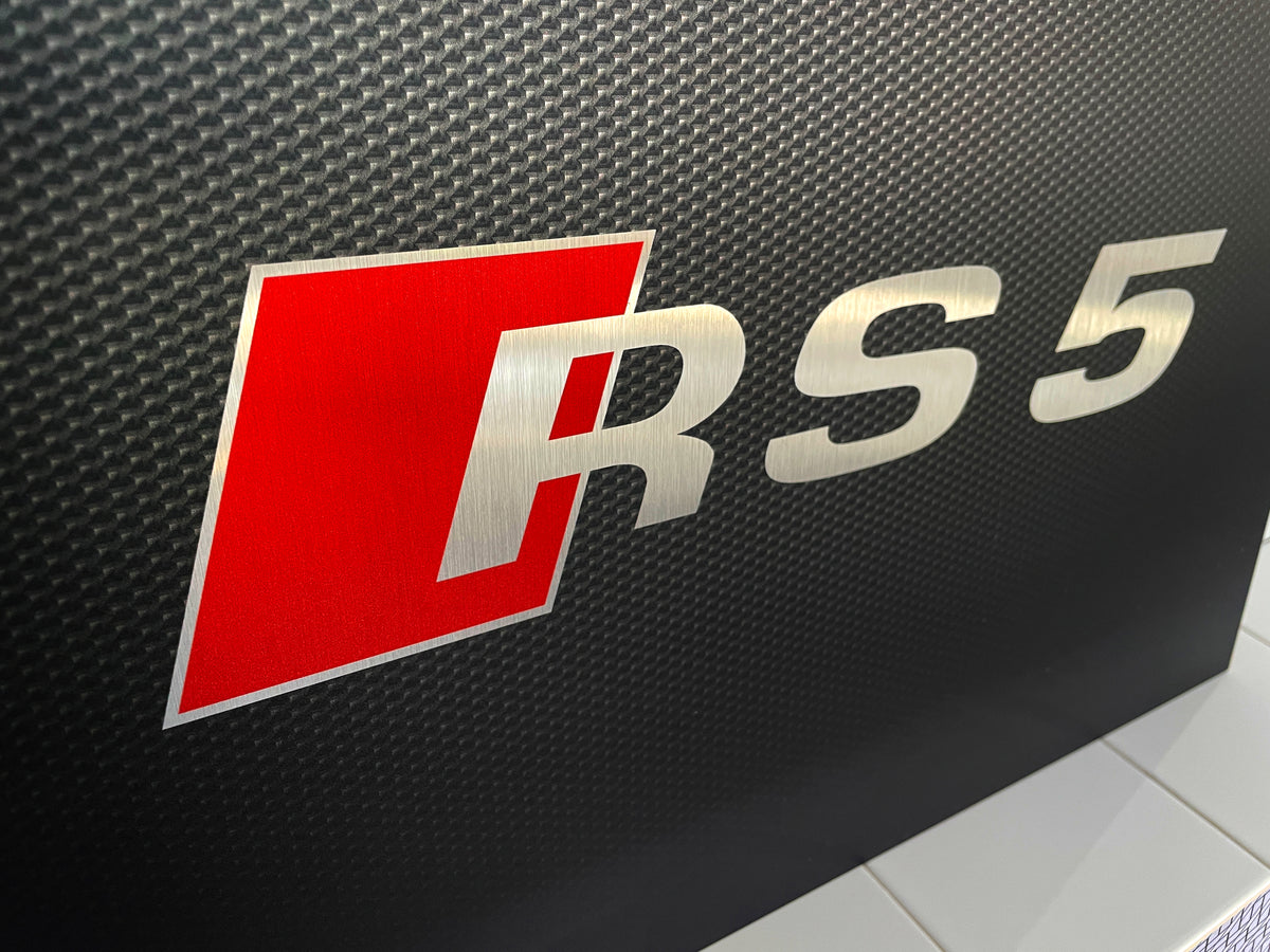 Reclamebord Audi RS5 logo embleem, groot 40x57cm aluminium